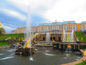 ペテルゴフ・夏の宮殿の噴水