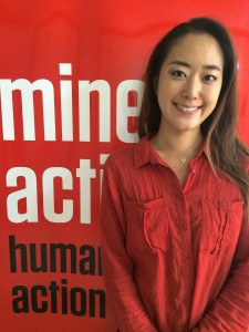 Mine action is humanitarian action (地雷対策は人道支援) 